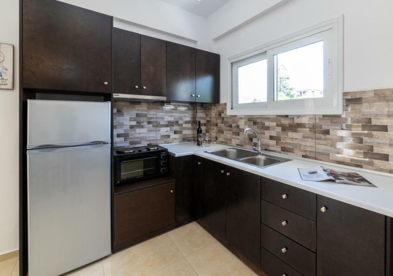 Villa Antonis Deluxe Apartments Amoudi Ngoại thất bức ảnh